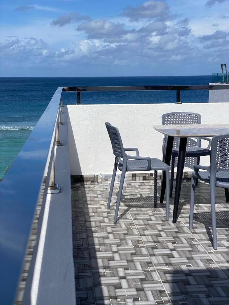 Marine Holiday Hulhumale Exterior photo